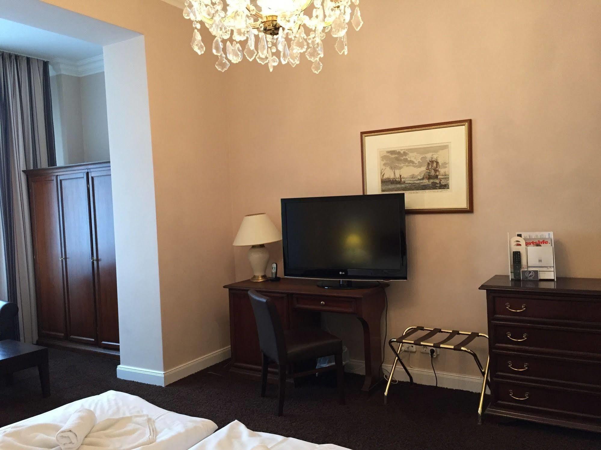 Hotel Vier Jahreszeiten Binz - Adults Only Luaran gambar